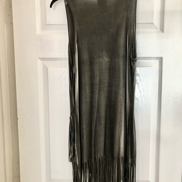 NWOT Vocal grey tank with fringe sz M - Picture 2 of 6